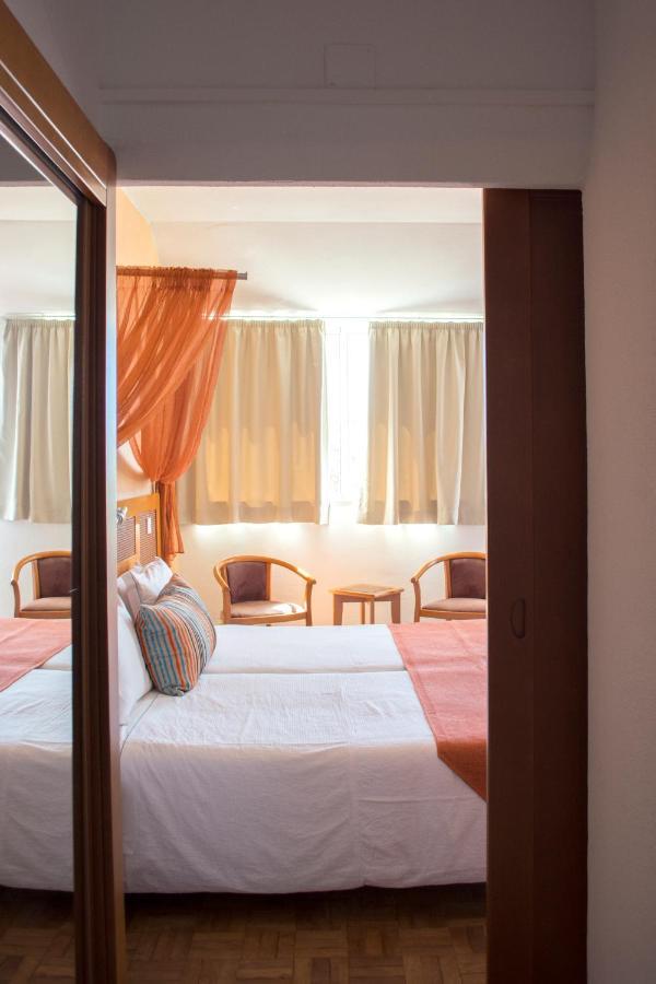 Do Cerro Hotel